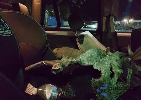 2013 BMW X3 xDrive28I z USA, uszkodzony, nr VIN 5UXWX9C51D0D09016